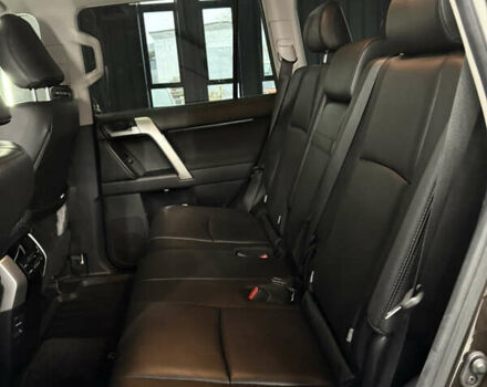 Коричневый Тойота Ленд Крузер Прадо, объемом двигателя 3.96 л и пробегом 42 тыс. км за 49000 $, фото 20 на Automoto.ua