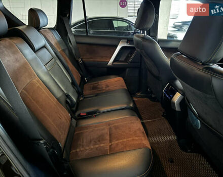 Коричневий Тойота Ленд Крузер Прадо, об'ємом двигуна 3.96 л та пробігом 145 тис. км за 42000 $, фото 14 на Automoto.ua