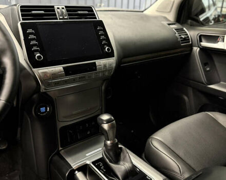 Коричневый Тойота Ленд Крузер Прадо, объемом двигателя 3.96 л и пробегом 42 тыс. км за 49000 $, фото 10 на Automoto.ua