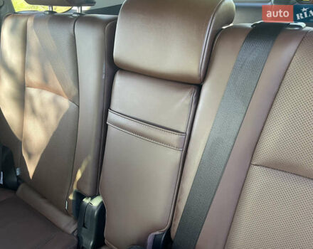 Коричневый Тойота Ленд Крузер Прадо, объемом двигателя 4 л и пробегом 43 тыс. км за 52000 $, фото 7 на Automoto.ua