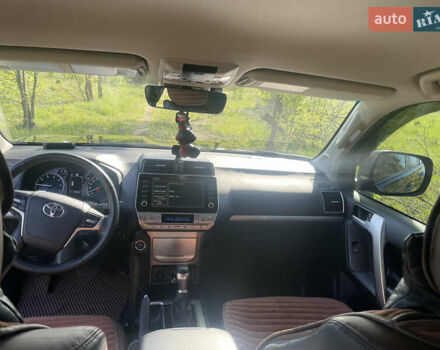 Коричневый Тойота Ленд Крузер Прадо, объемом двигателя 4 л и пробегом 43 тыс. км за 52000 $, фото 5 на Automoto.ua