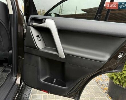 Коричневий Тойота Ленд Крузер Прадо, об'ємом двигуна 3.96 л та пробігом 65 тис. км за 46950 $, фото 74 на Automoto.ua