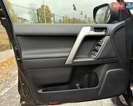 Коричневий Тойота Ленд Крузер Прадо, об'ємом двигуна 3.96 л та пробігом 65 тис. км за 46950 $, фото 72 на Automoto.ua