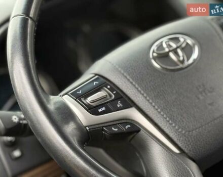 Коричневий Тойота Ленд Крузер Прадо, об'ємом двигуна 3.96 л та пробігом 65 тис. км за 46950 $, фото 57 на Automoto.ua