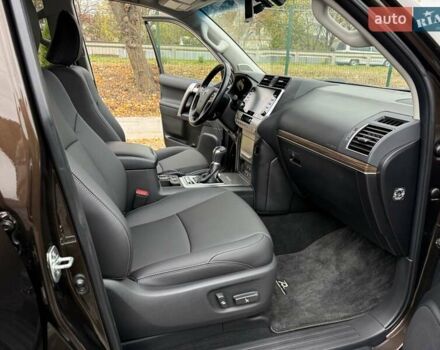 Коричневий Тойота Ленд Крузер Прадо, об'ємом двигуна 3.96 л та пробігом 65 тис. км за 46950 $, фото 45 на Automoto.ua