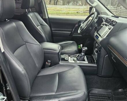 Красный Тойота Ленд Крузер Прадо, объемом двигателя 3.96 л и пробегом 148 тыс. км за 46000 $, фото 92 на Automoto.ua