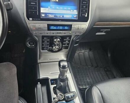 Красный Тойота Ленд Крузер Прадо, объемом двигателя 3.96 л и пробегом 148 тыс. км за 46000 $, фото 101 на Automoto.ua