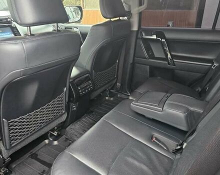 Красный Тойота Ленд Крузер Прадо, объемом двигателя 3.96 л и пробегом 148 тыс. км за 46000 $, фото 77 на Automoto.ua