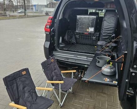 Красный Тойота Ленд Крузер Прадо, объемом двигателя 3.96 л и пробегом 148 тыс. км за 46000 $, фото 62 на Automoto.ua