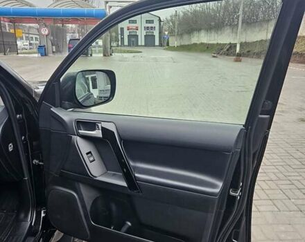 Красный Тойота Ленд Крузер Прадо, объемом двигателя 3.96 л и пробегом 148 тыс. км за 46000 $, фото 96 на Automoto.ua