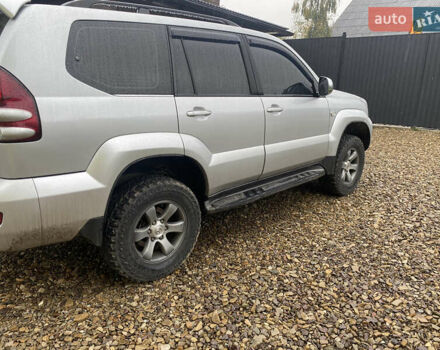 Тойота Ленд Крузер Прадо, объемом двигателя 2.69 л и пробегом 250 тыс. км за 10000 $, фото 4 на Automoto.ua
