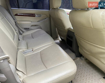Тойота Ленд Крузер Прадо, объемом двигателя 2.69 л и пробегом 250 тыс. км за 10000 $, фото 8 на Automoto.ua