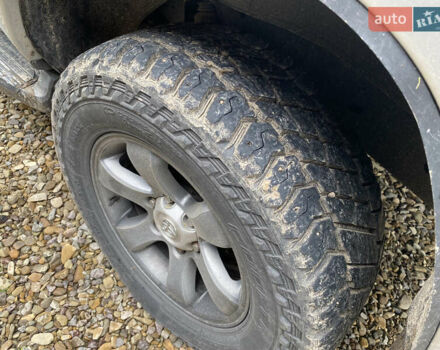 Тойота Ленд Крузер Прадо, объемом двигателя 2.69 л и пробегом 250 тыс. км за 10000 $, фото 12 на Automoto.ua