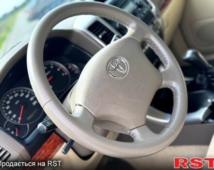 Тойота Ленд Крузер Прадо, объемом двигателя 2.7 л и пробегом 260 тыс. км за 10250 $, фото 5 на Automoto.ua