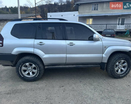 Тойота Ленд Крузер Прадо, объемом двигателя 3.96 л и пробегом 300 тыс. км за 17000 $, фото 1 на Automoto.ua