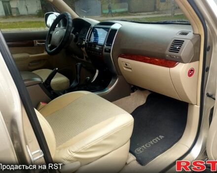 Тойота Ленд Крузер Прадо, об'ємом двигуна 2.7 л та пробігом 330 тис. км за 10800 $, фото 6 на Automoto.ua