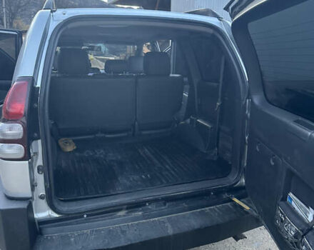 Тойота Ленд Крузер Прадо, объемом двигателя 3.96 л и пробегом 300 тыс. км за 17000 $, фото 6 на Automoto.ua