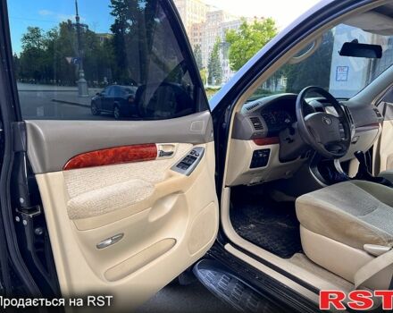 Тойота Ленд Крузер Прадо, объемом двигателя 2.7 л и пробегом 270 тыс. км за 14900 $, фото 6 на Automoto.ua