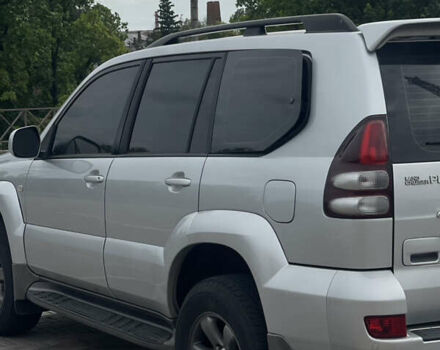Тойота Ленд Крузер Прадо, об'ємом двигуна 4 л та пробігом 310 тис. км за 12000 $, фото 7 на Automoto.ua