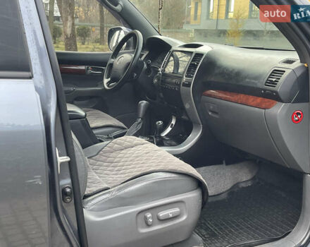 Тойота Ленд Крузер Прадо, объемом двигателя 4 л и пробегом 305 тыс. км за 16500 $, фото 15 на Automoto.ua