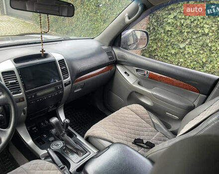 Тойота Ленд Крузер Прадо, объемом двигателя 4 л и пробегом 305 тыс. км за 16500 $, фото 19 на Automoto.ua