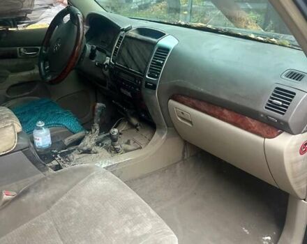 Тойота Ленд Крузер Прадо, объемом двигателя 2.7 л и пробегом 250 тыс. км за 7500 $, фото 3 на Automoto.ua