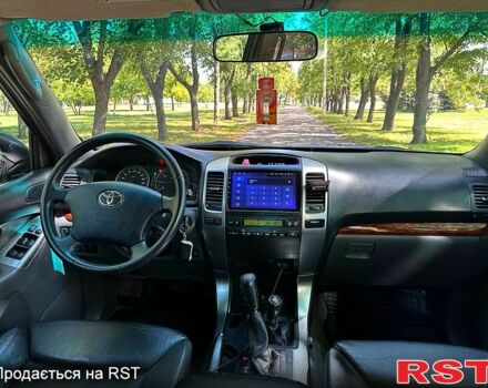 Тойота Ленд Крузер Прадо, об'ємом двигуна 4 л та пробігом 300 тис. км за 15000 $, фото 6 на Automoto.ua