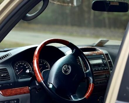 Тойота Ленд Крузер Прадо, объемом двигателя 2.7 л и пробегом 188 тыс. км за 14999 $, фото 4 на Automoto.ua