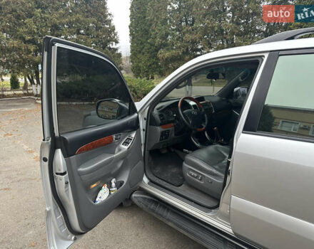 Тойота Ленд Крузер Прадо, об'ємом двигуна 4 л та пробігом 276 тис. км за 17800 $, фото 5 на Automoto.ua