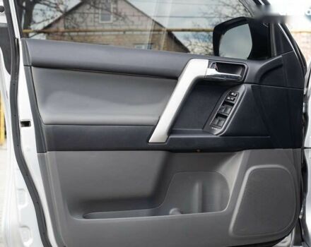 Тойота Ленд Крузер Прадо, объемом двигателя 0 л и пробегом 232 тыс. км за 22900 $, фото 18 на Automoto.ua