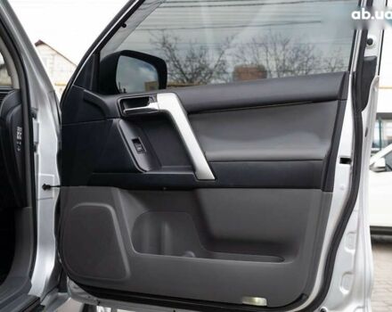 Тойота Ленд Крузер Прадо, объемом двигателя 0 л и пробегом 232 тыс. км за 22900 $, фото 27 на Automoto.ua