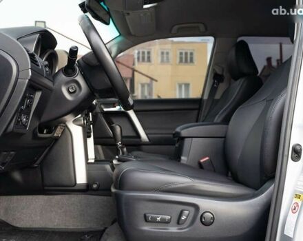 Тойота Ленд Крузер Прадо, объемом двигателя 0 л и пробегом 232 тыс. км за 22900 $, фото 17 на Automoto.ua