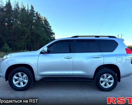 Тойота Ленд Крузер Прадо 2011 в Ахтырке на Automoto.ua Тойота Ленд Крузер Прадо, объемом двигателя 4 л и пробегом 191 тыс. км за 21000 $, фото 3 на Automoto.ua