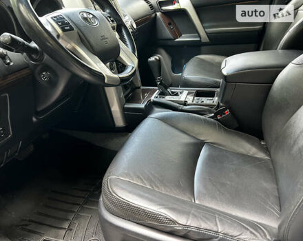 Тойота Ленд Крузер Прадо, об'ємом двигуна 3.96 л та пробігом 253 тис. км за 25900 $, фото 10 на Automoto.ua