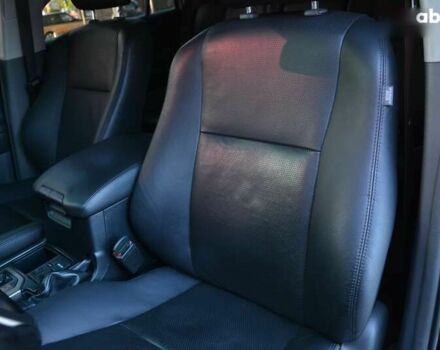 Тойота Ленд Крузер Прадо, об'ємом двигуна 0 л та пробігом 285 тис. км за 20999 $, фото 28 на Automoto.ua