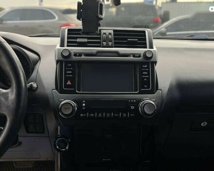 Тойота Ленд Крузер Прадо 2014 в Мукачево на Automoto.ua Тойота Ленд Крузер Прадо, объемом двигателя 3 л и пробегом 173 тыс. км за 31150 $, фото 13 на Automoto.ua