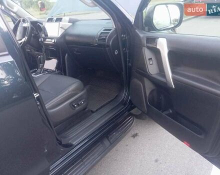 Тойота Ленд Крузер Прадо, объемом двигателя 2.8 л и пробегом 230 тыс. км за 33000 $, фото 16 на Automoto.ua