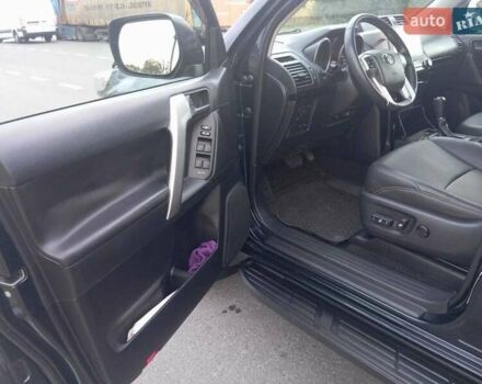 Тойота Ленд Крузер Прадо, объемом двигателя 2.8 л и пробегом 230 тыс. км за 33000 $, фото 11 на Automoto.ua