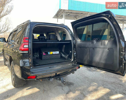 Тойота Ленд Крузер Прадо, объемом двигателя 2.8 л и пробегом 60 тыс. км за 43000 $, фото 7 на Automoto.ua