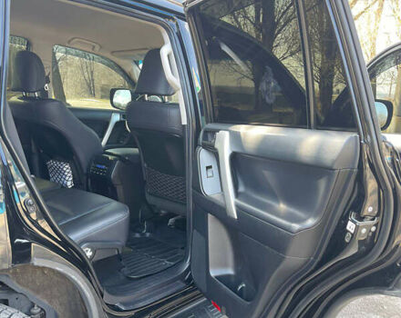 Тойота Ленд Крузер Прадо, объемом двигателя 2.8 л и пробегом 60 тыс. км за 43000 $, фото 18 на Automoto.ua