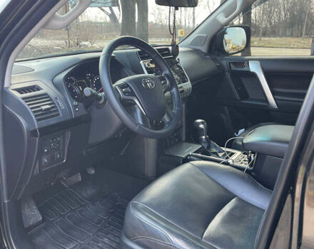 Тойота Ленд Крузер Прадо, объемом двигателя 2.8 л и пробегом 60 тыс. км за 43000 $, фото 20 на Automoto.ua