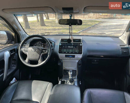 Тойота Ленд Крузер Прадо, объемом двигателя 2.8 л и пробегом 60 тыс. км за 43000 $, фото 10 на Automoto.ua