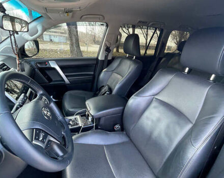 Тойота Ленд Крузер Прадо, объемом двигателя 2.8 л и пробегом 60 тыс. км за 43000 $, фото 22 на Automoto.ua