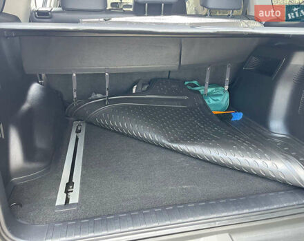 Тойота Ленд Крузер Прадо, объемом двигателя 2.8 л и пробегом 60 тыс. км за 43000 $, фото 31 на Automoto.ua