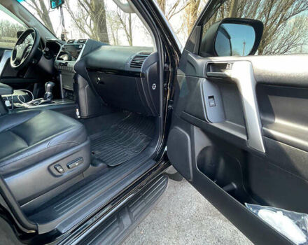 Тойота Ленд Крузер Прадо, объемом двигателя 2.8 л и пробегом 60 тыс. км за 43000 $, фото 15 на Automoto.ua