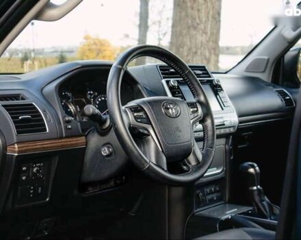 Тойота Ленд Крузер Прадо, объемом двигателя 2.8 л и пробегом 264 тыс. км за 37900 $, фото 18 на Automoto.ua