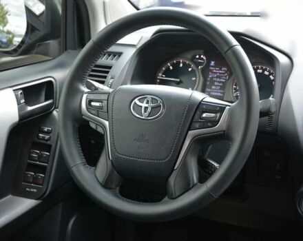 Тойота Ленд Крузер Прадо 2018 в Киеве на Automoto.ua Тойота Ленд Крузер Прадо, объемом двигателя 2.8 л и пробегом 190 тыс. км за 35999 $, фото 23 на Automoto.ua