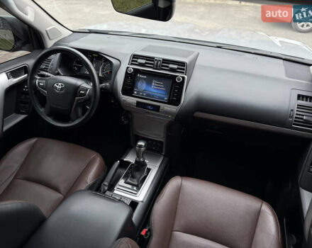 Тойота Ленд Крузер Прадо 2018 в Тернополе на Automoto.ua Тойота Ленд Крузер Прадо, объемом двигателя 2.8 л и пробегом 250 тыс. км за 35300 $, фото 101 на Automoto.ua