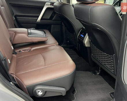 Тойота Ленд Крузер Прадо 2018 в Тернополе на Automoto.ua Тойота Ленд Крузер Прадо, объемом двигателя 2.8 л и пробегом 250 тыс. км за 35300 $, фото 14 на Automoto.ua