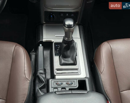 Тойота Ленд Крузер Прадо 2018 в Тернополе на Automoto.ua Тойота Ленд Крузер Прадо, объемом двигателя 2.8 л и пробегом 250 тыс. км за 35300 $, фото 11 на Automoto.ua